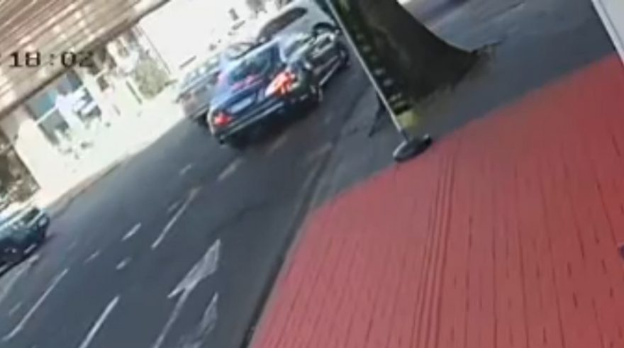 Vídeo mostra colisão entre Honda City e Gol na Região Central de Cascavel