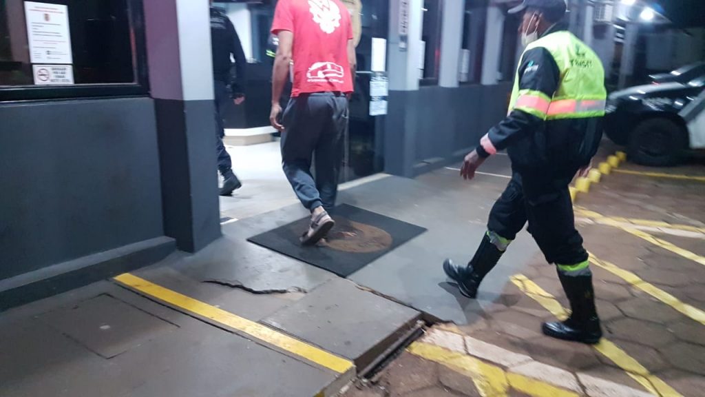 Mais um condutor é detido por embriaguez ao volante na noite deste domingo