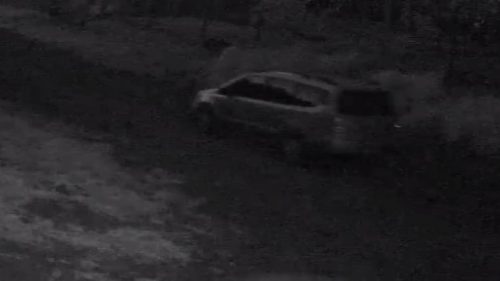 Imagem mostra veículo utilizado durante ação de roubo de carga em Cascavel Imagem referente a Imagem mostra veículo utilizado durante ação de roubo de carga em Cascavel