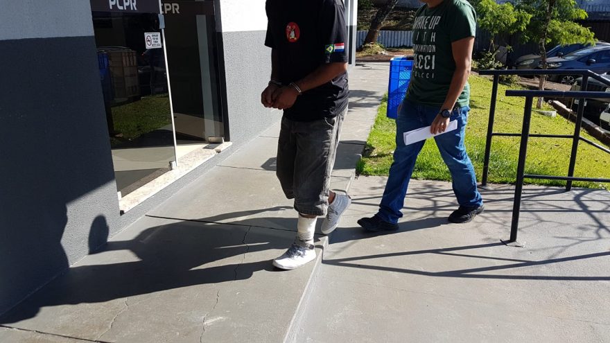 Homem é detido em ação do GDE no Bairro Santa Felicidade, em Cascavel