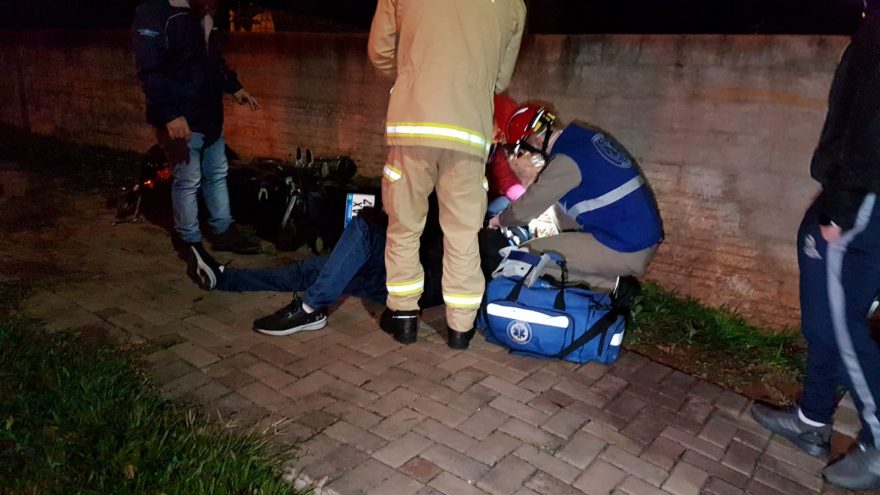 Motociclista fica ferido ao sofrer queda no Bairro Neva