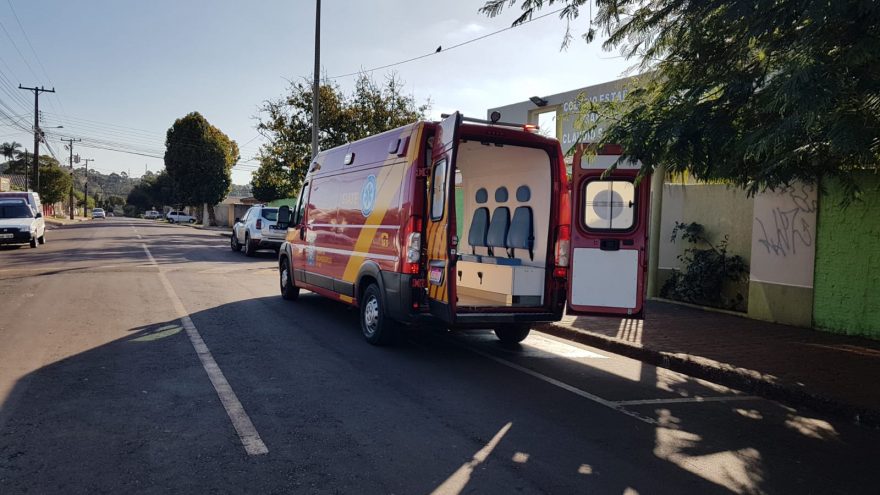 Criança fratura o braço ao cair em Colégio no Periolo