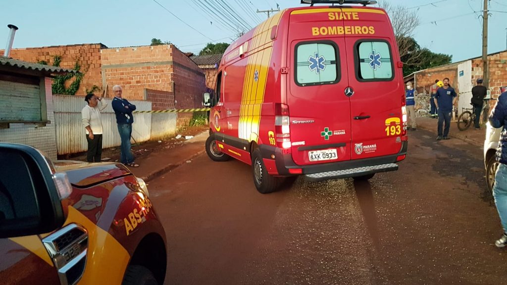 Mulher fica ferida em incêndio em residência no Julieta Bueno