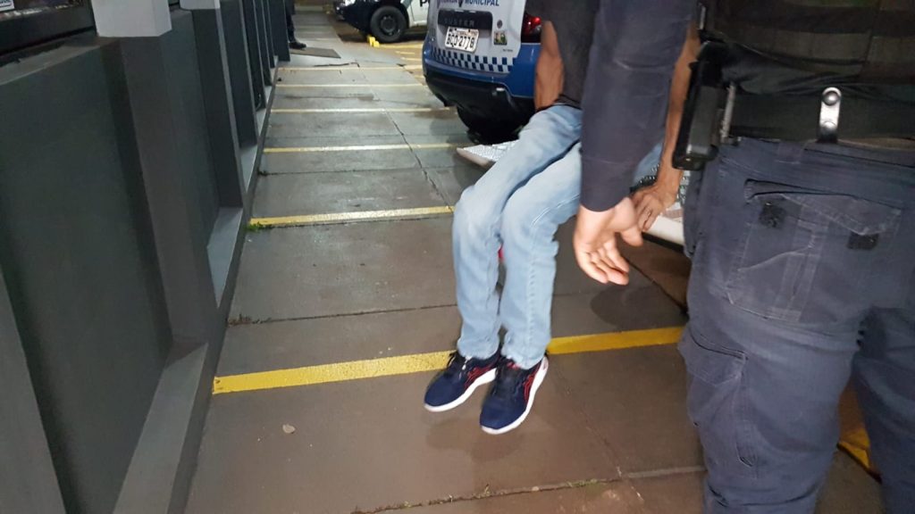 Homem é detido por embriaguez ao volante em operação de trânsito