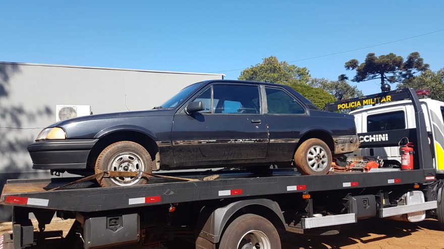 Carro com registro de furto é encontrado abandonado na PR-180, na Região Norte