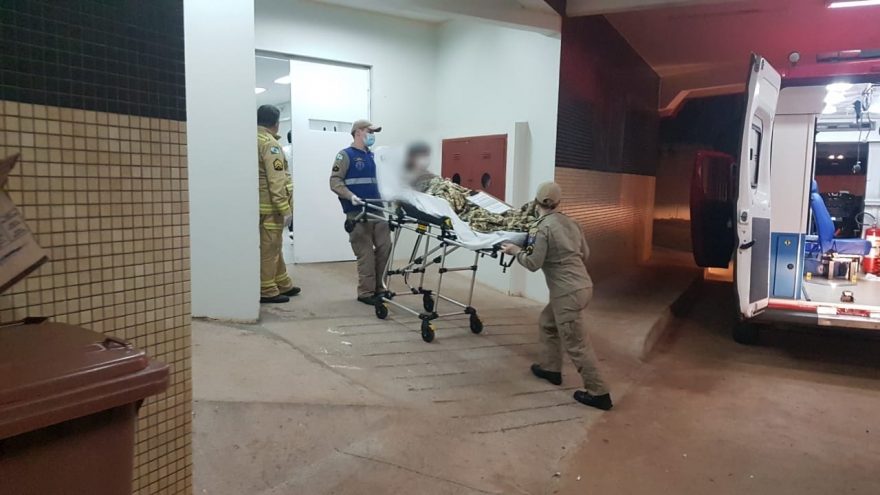 Idosa de 98 anos é socorrida após sofrer queda em residência no Bairro Esmeralda