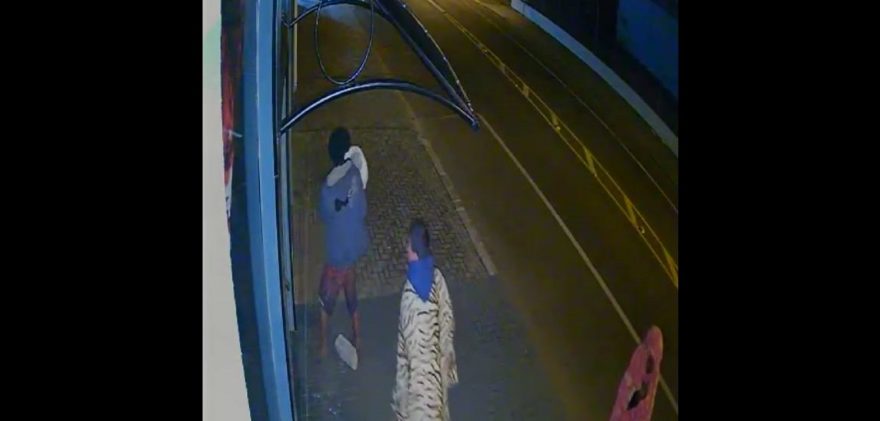 Câmera de segurança flagra tentativa de furto em loja na Rua Paraguai