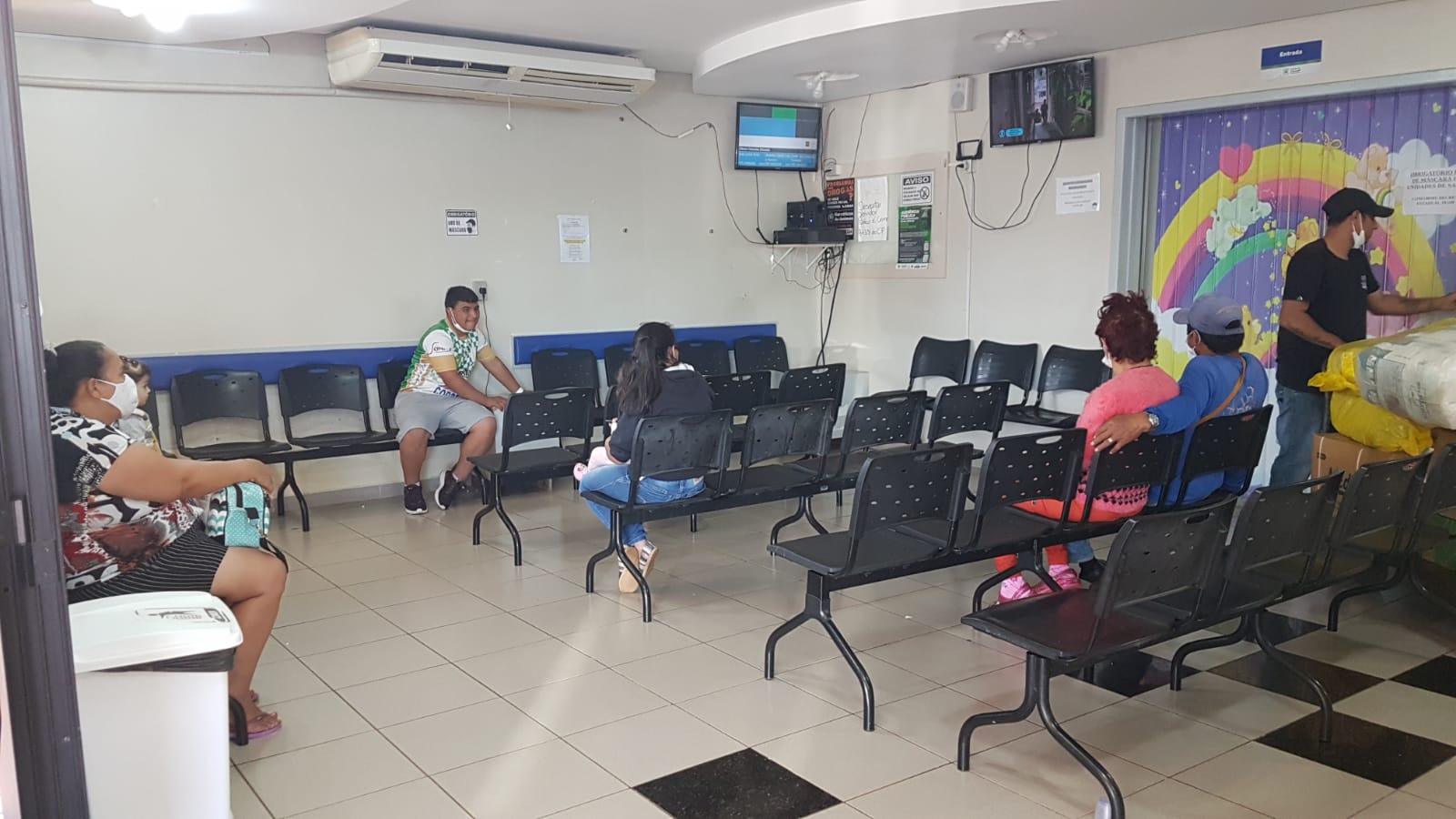 Em dia atípico, UPA Tancredo tem menos de 10 pacientes na sala de espera
