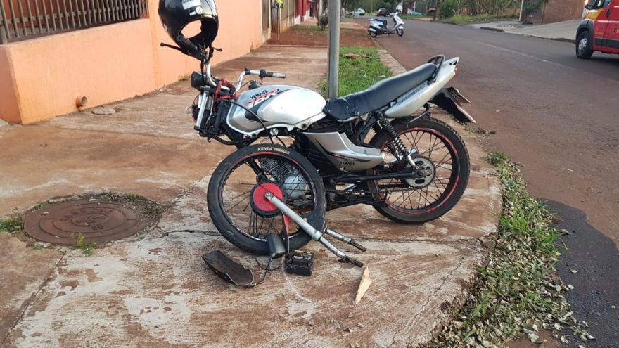 Motociclista fica ferido em acidente no Esmeralda