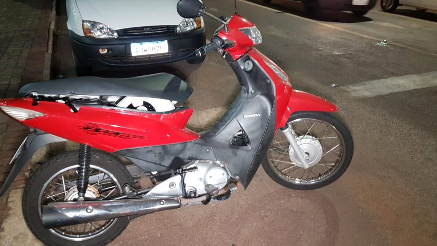 Motociclista fica ferida em acidente no Centro
