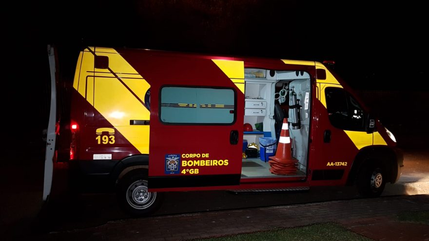 Homem de 56 anos é socorrido após sofrer queda no Alto Alegre