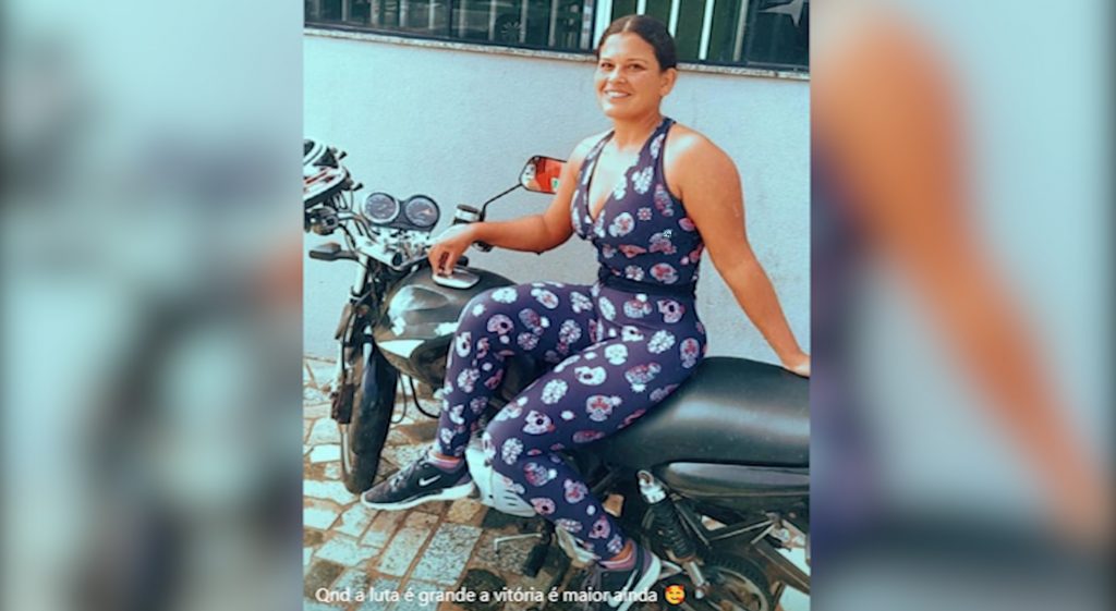 Cristiane Pereira Teixeira será velada a partir das 14 horas na capela do Bairro Floresta Cristiane Pereira Teixeira será velada a partir das 14 horas na capela do Bairro Floresta