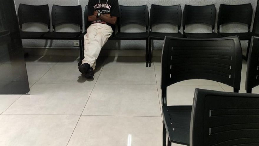 Homem é detido por embriaguez após colidir em guincho na BR-369