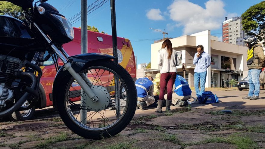 Siate é acionado para atender motociclista ferido em colisão de trânsito no Centro