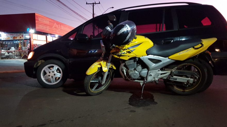 Acidente no Bairro Cascavel Velho deixa motociclista ferido