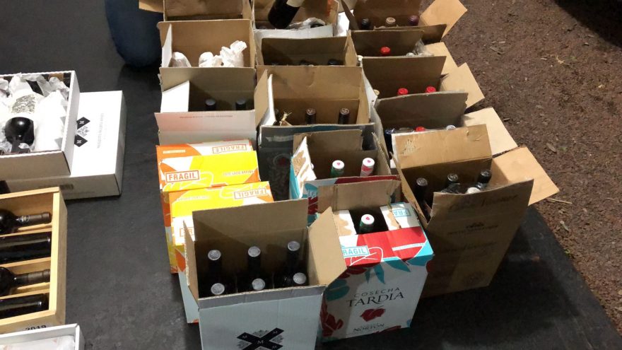 Polícia Rodoviária Estadual apreende 128 garrafas de vinho em veículo na BR-369