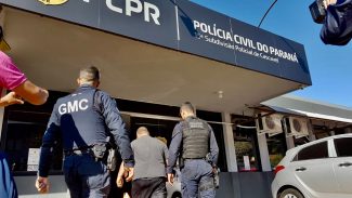 Caminhoneiro que foi mantido em cárcere privado é encaminhado à Delegacia
