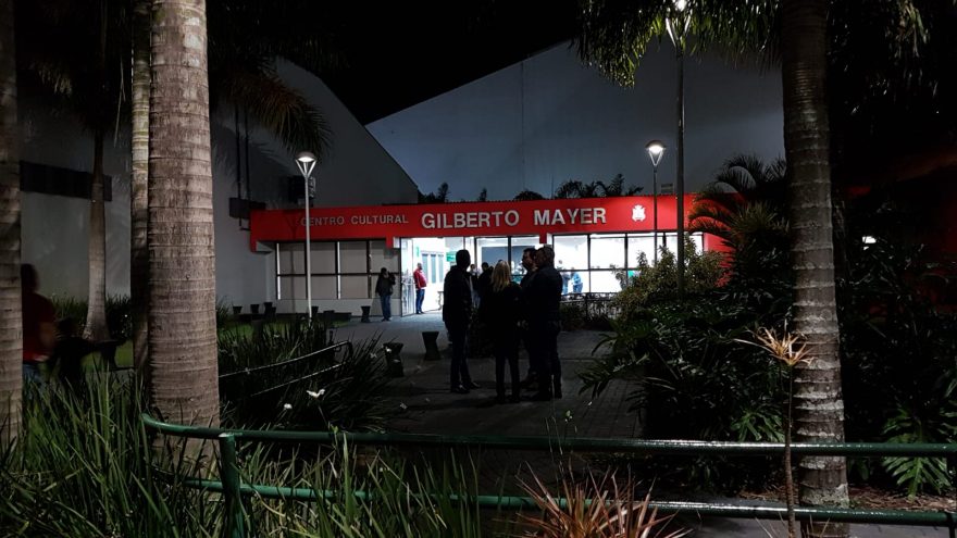 Servidores do município realizam assembleia geral para debater reivindicações