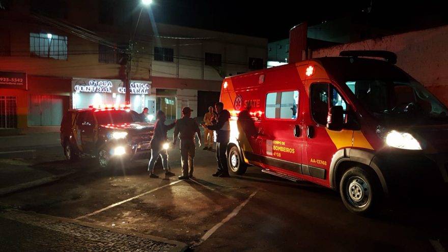 Homem fica em estado grave após tentativa de homicídio no Centro