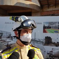 Imagem referente a Segundo Corpo de Bombeiros, trabalhador estava de cadeirinha e caiu de 20 metros de altura