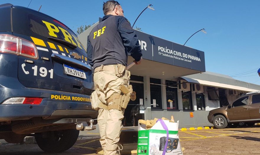 Após perseguição, PRF realiza apreensão de maconha na BR 277