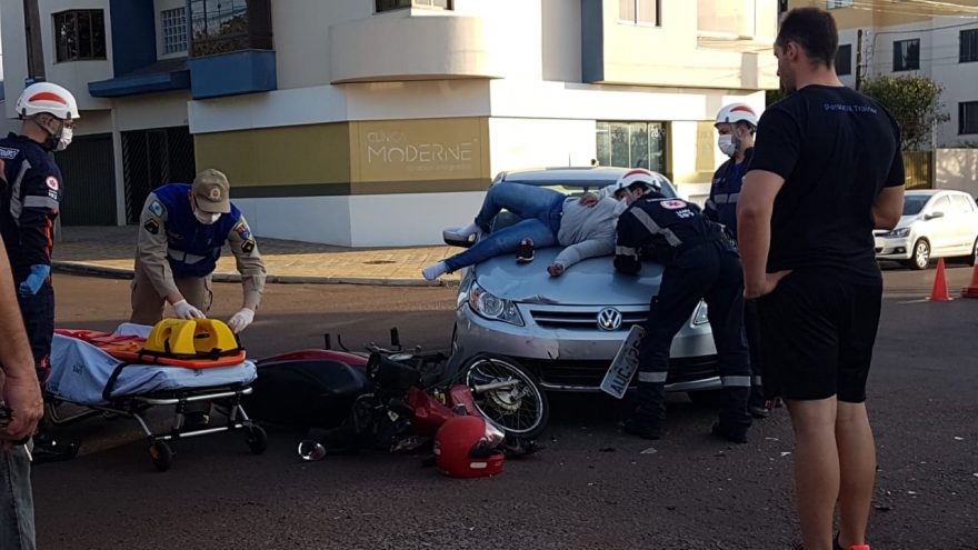 Siate é acionado para atender motociclista ferida em acidente no Tropical