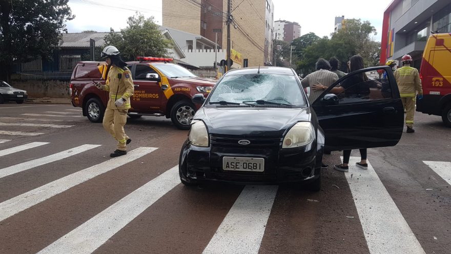 Mais um acidente é registrado no mesmo cruzamento no Centro de Cascavel