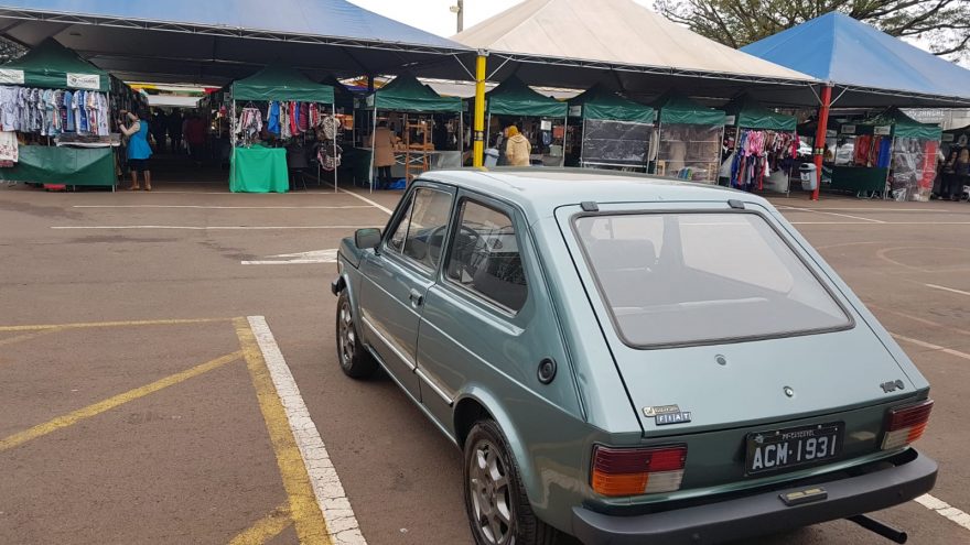 Feira do Teatro conta com encontro de carros antigos neste domingo