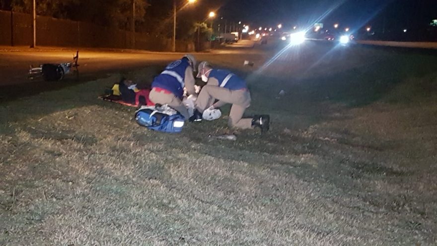 Ciclista fica ferido após ser atingido por carro às margens da PRc-467