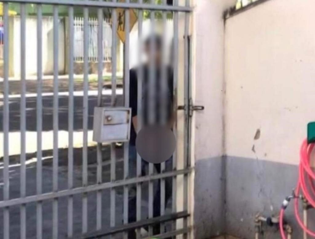 Homem é preso após se masturbar na frente de uma menina de aproximadamente três anos