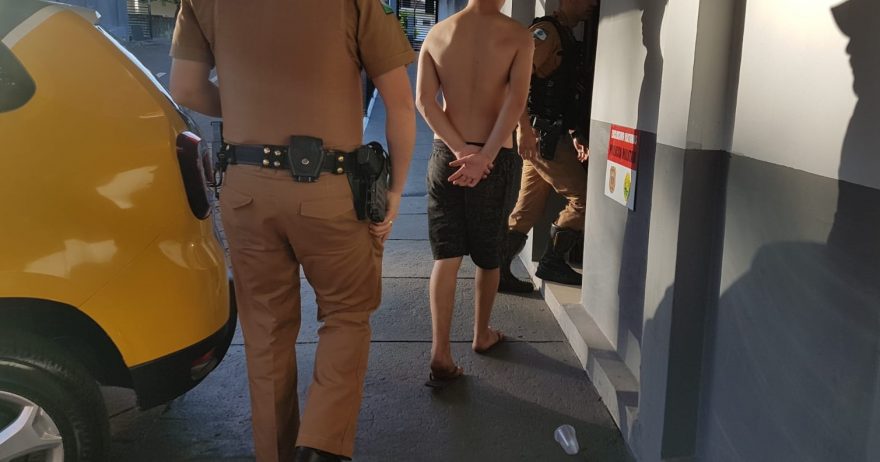 Jovem de 16 anos é apreendido por embriaguez ao volante na Av. Tancredo Neves