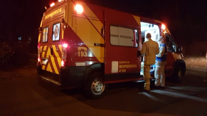 Carro e motoneta se envolvem em acidente de trânsito no Brasmadeira