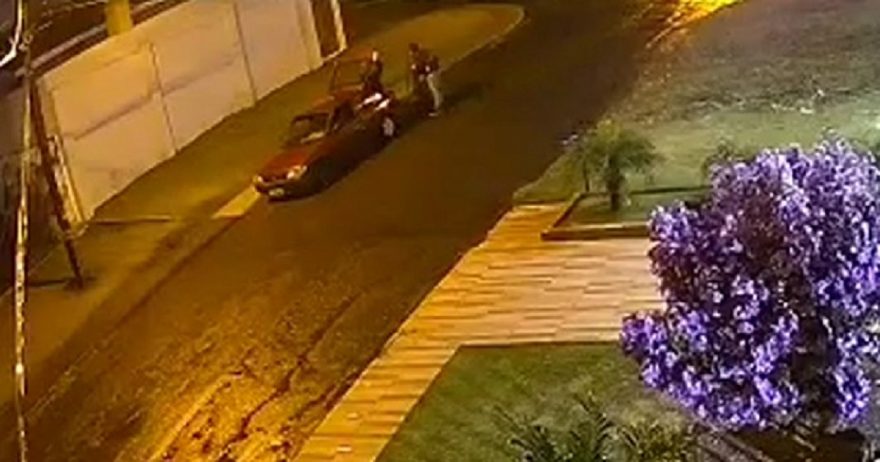 Câmera de segurança registra suspeitos de praticarem furto de cabos no Maria Luiza