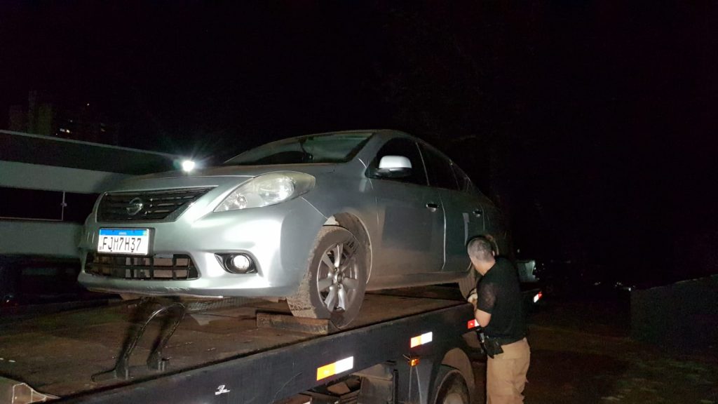 Polícia Militar recupera veículo com registro de furto em área rural