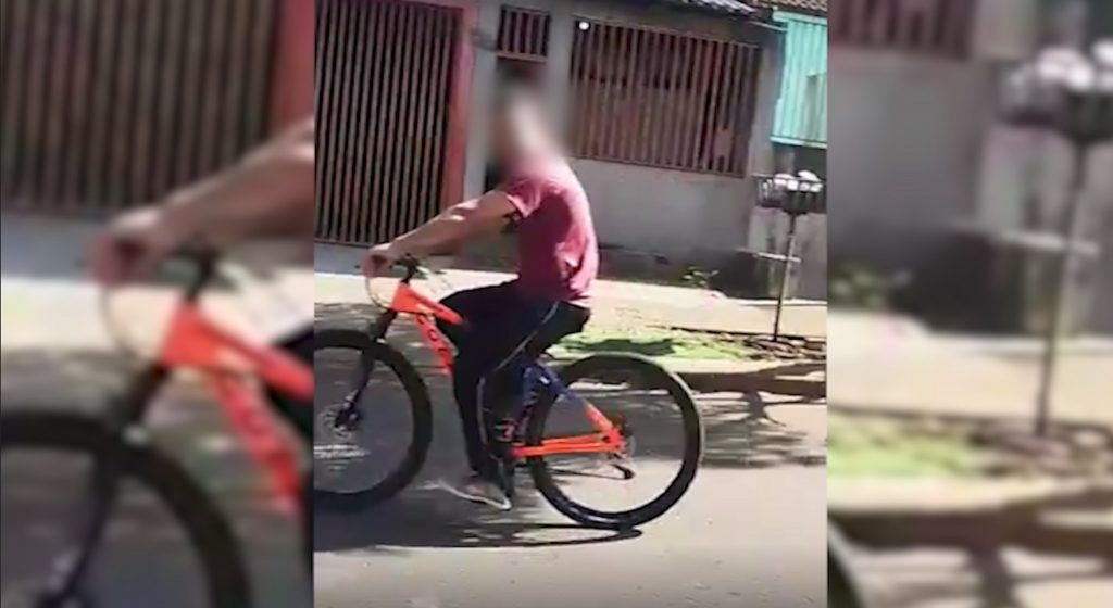 Bicicleta Colli cores laranja e azul foi furtada no Tarumã