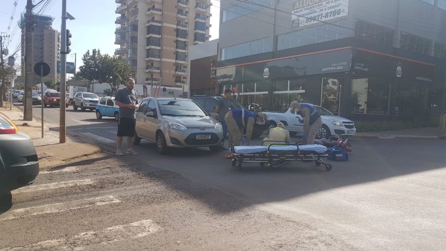 Mulher fica ferida em acidente no Centro