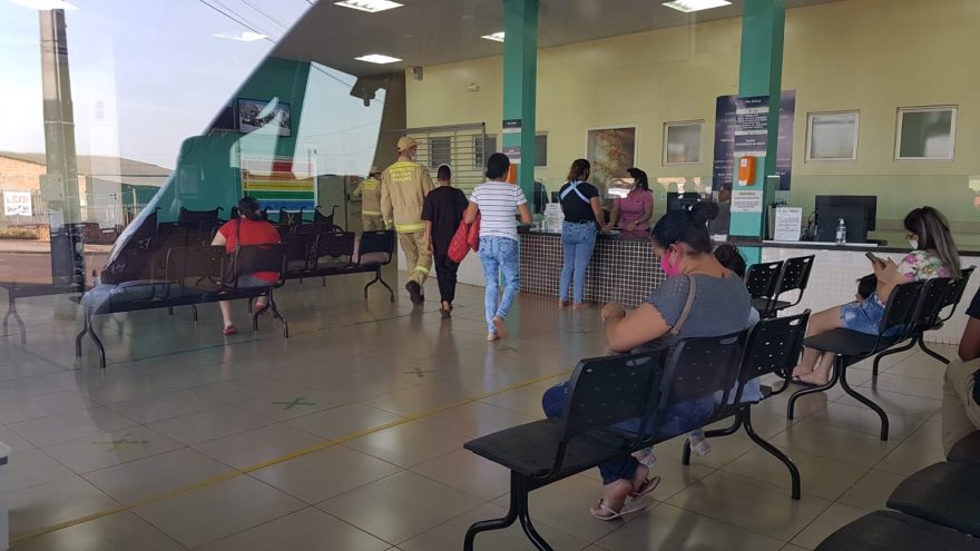 Menino de 12 anos tem lesões no rosto após ser atacado por pitbull