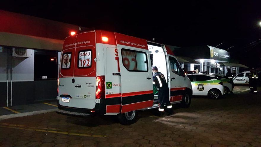 SAMU é mobilizado até a 15ª SDP para atender mulher que teria sido agredida por homem, no Bairro Interlagos