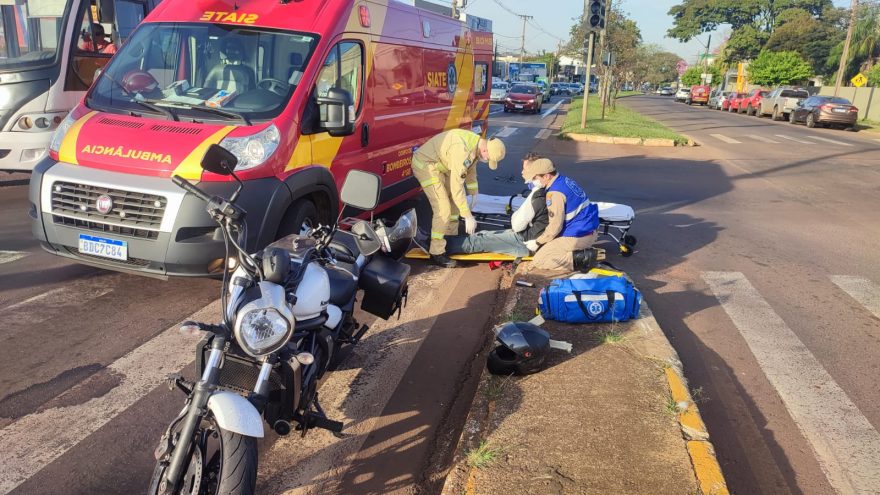 Acidente na Avenida Assunção deixa vítima com fratura na clavícula