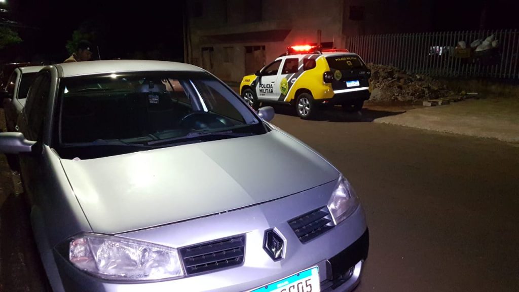 Megane furtado durante a tarde é recuperado pela Polícia Militar