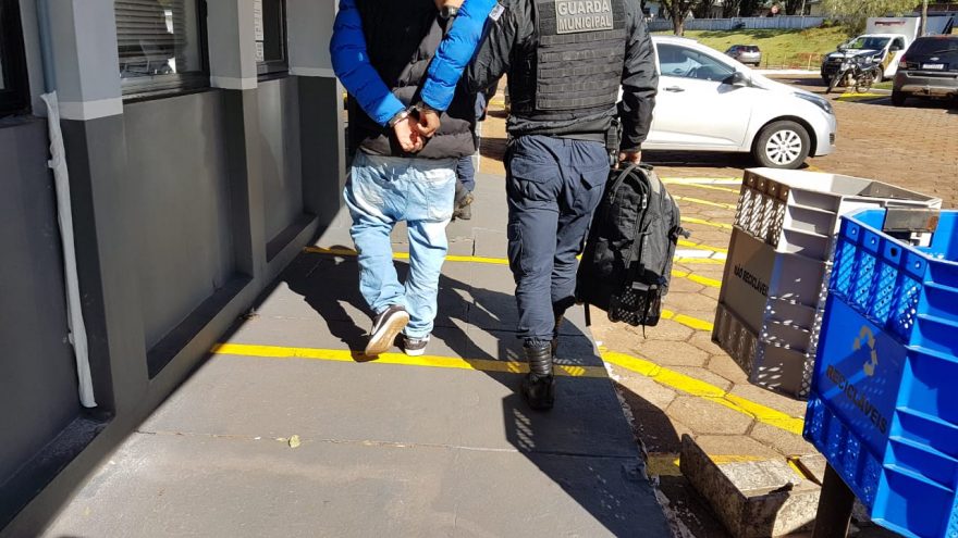 Jovem é detido com maconha na Rodoviária