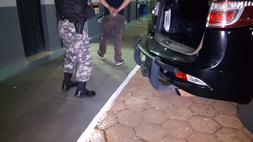 Empresário pede ajuda da PM após arrombamento, mas acaba preso