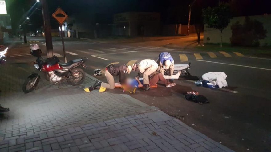 Após furar pneu, motociclista perde o controle e sofre queda