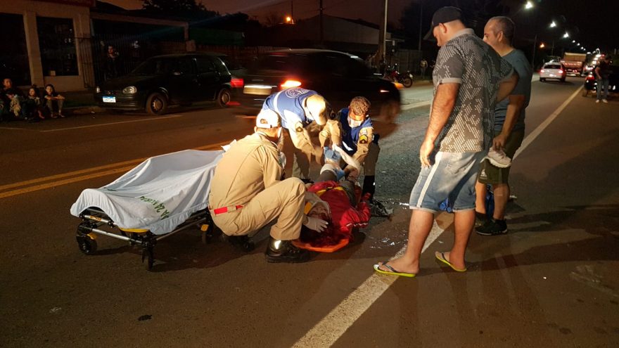 Mulher sofre fratura aberta na perna após ser atropelada no Bairro Floresta