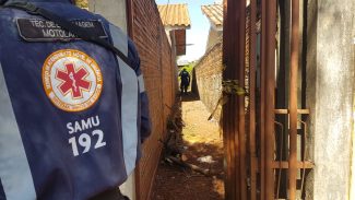 Todo ensanguentado, homem é encontrado morto em residência no Bairro Neva