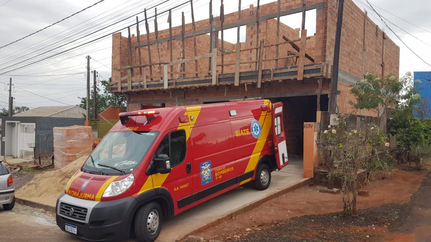 Bombeiros são acionados para atender queda de mesmo nível no Floresta