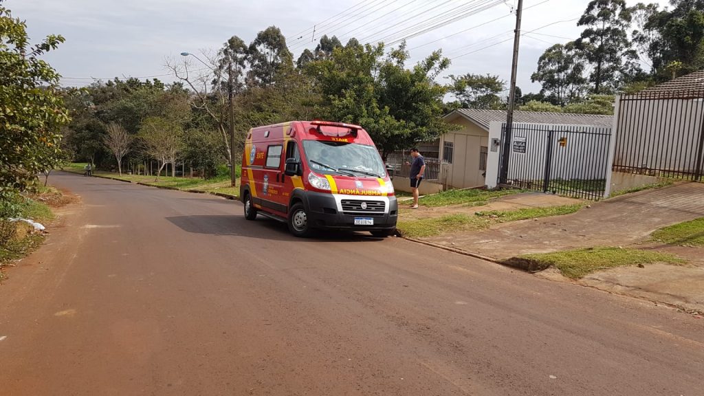 Homem fratura os dois punhos ao cair de cadeira no Morumbi