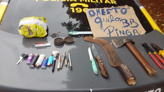Operação Acolhimento realiza apreensão de armas brancas e encaminhamento de usuários de drogas para acolhimento