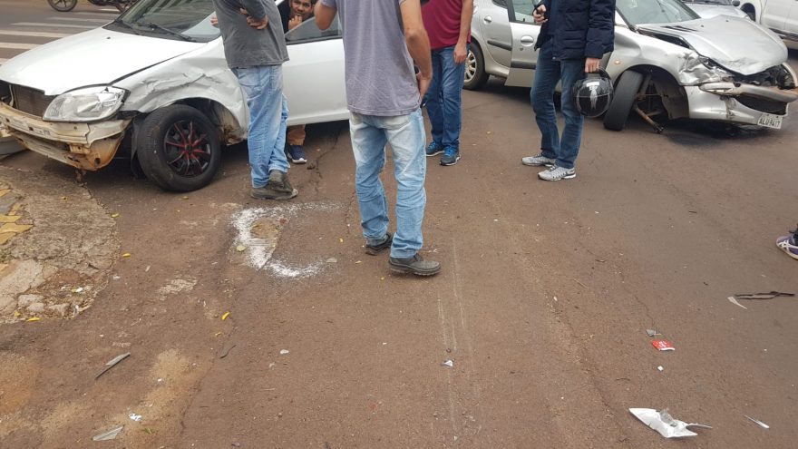 Acidente de trânsito é registrado no Centro de Cascavel