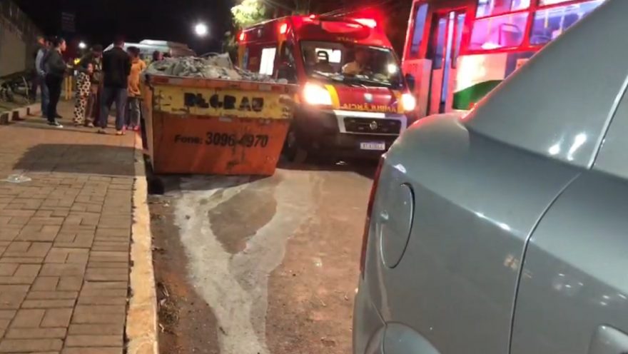 Criança sofre fratura aberta ao ser atropelada no Bairro Brasília